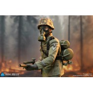 DID D80177 1/6 Scale Flammenwerfer Gefreiter – Joerg